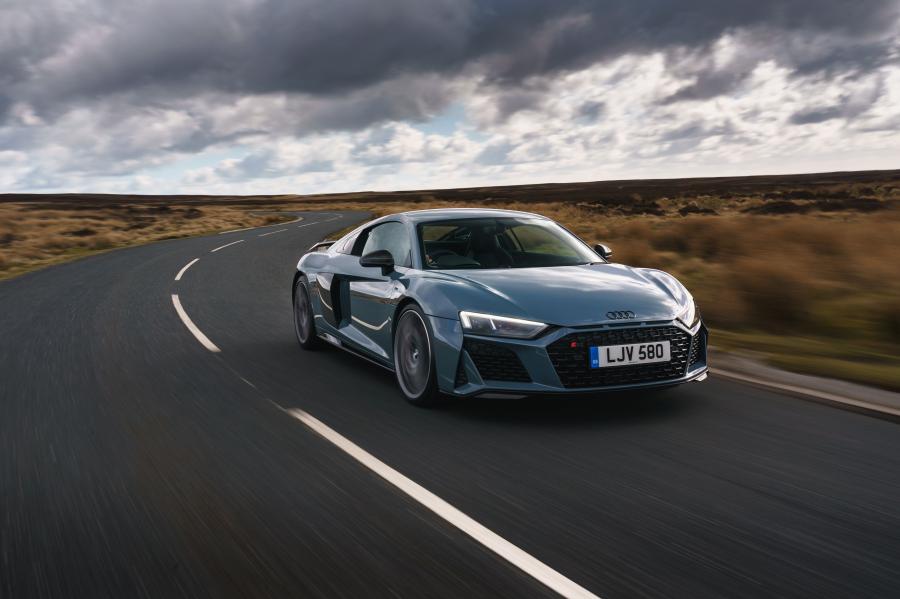  Audi R8 V10 Performance 2019 года  (UK) (фото 80 из 136)